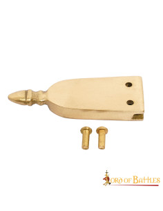 Closure of medieval belt in brass with rivets (5.8 x 2 cm.)