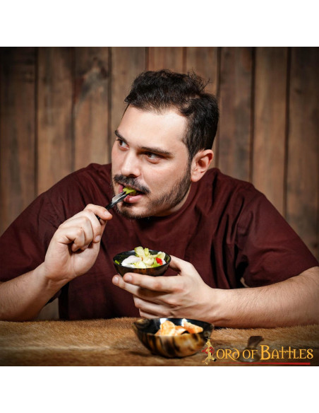 Set 2 Viking-medieval bowls to eat