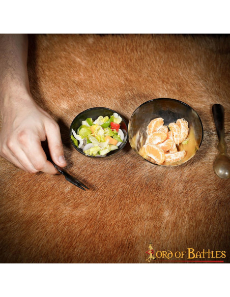 Set 2 Viking-medieval bowls to eat