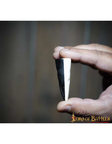 Set of 5 medieval two-tone horn closures