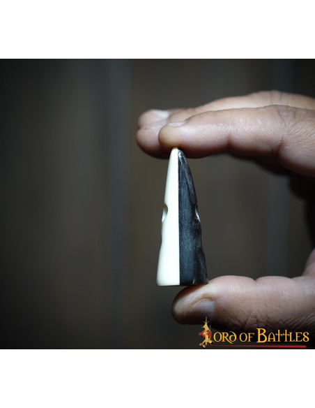 Set of 5 medieval two-tone horn closures