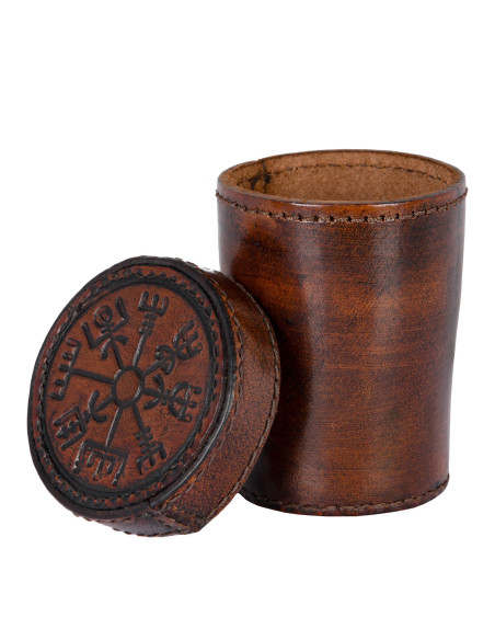 Celtic Vegvisir beaker to play dice