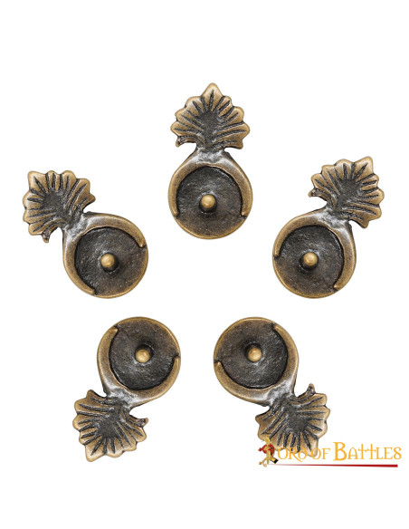 Set of 5 pineapple ornaments in aged...