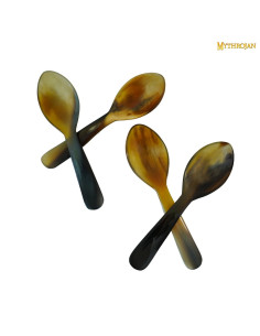 Set of 4 Medieval Spoons in Horn Handle