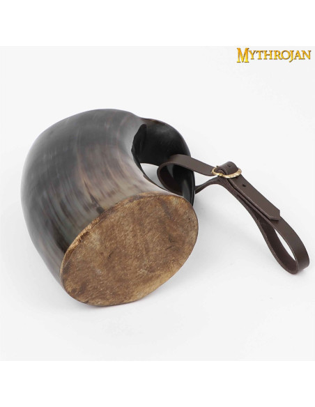 Viking Mug with Belt Strap (800 ml)