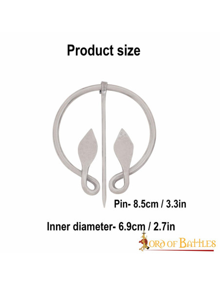 Celtic leaf brooch in stainless steel