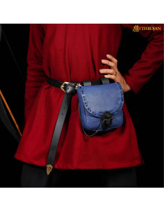 Medieval bag in blue leather with horn closure (20.3x17.7... 2