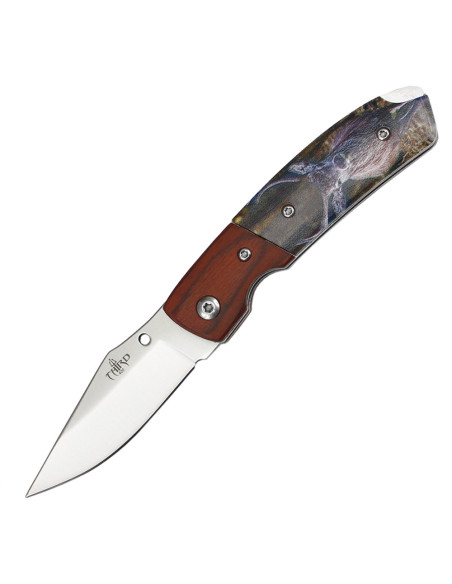 Third brand knife with 3D deer...