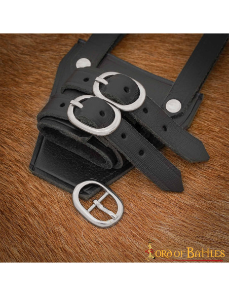 Set of 3 small oval steel buckles Set of 3 small oval steel buckles