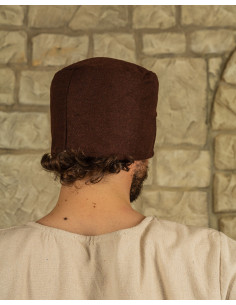 Medieval Raphael hat in brown 2