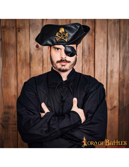 Classic or Renaissance pirate shirt,...