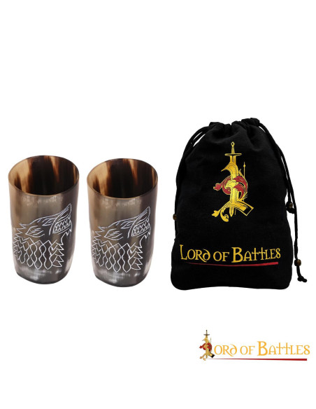 Set of 2 horn glasses with Wolf...