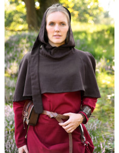 Gugel with pointed hood model Liripipe, brown