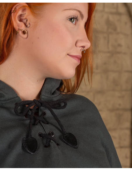 Medieval cloak, raven type, in canvas...