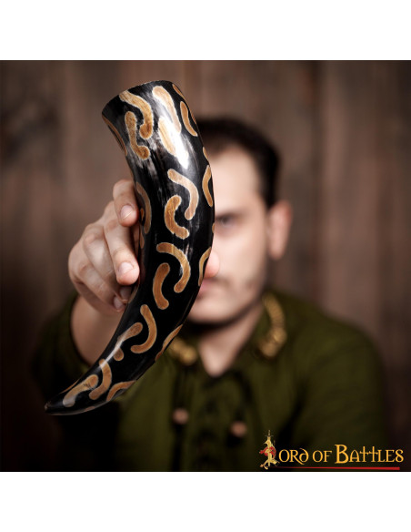 Ox horn for drinking Half Moons design
