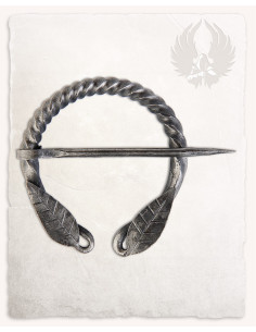 Fibula Silvana leaves for dresses and capes 2