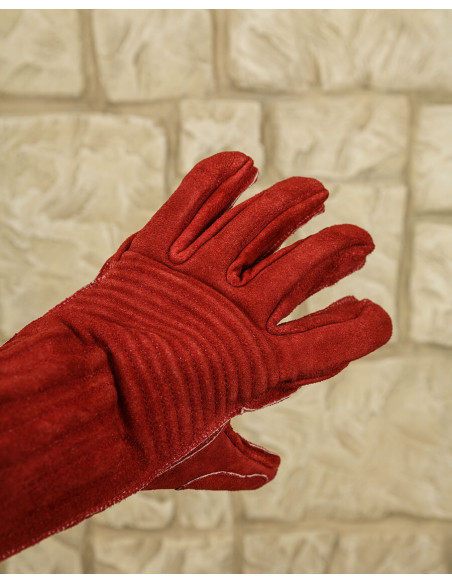 Medieval Clemens Gloves in Burgundy...