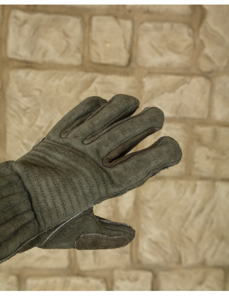 Medieval Clemens Gloves in Olive...