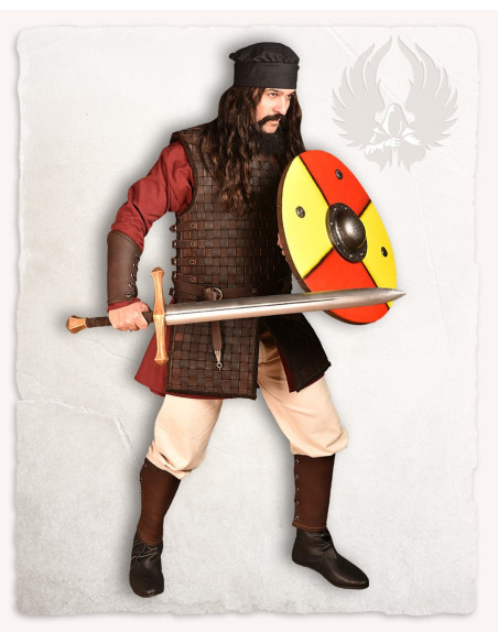 Medieval Borg Greaves in Brown