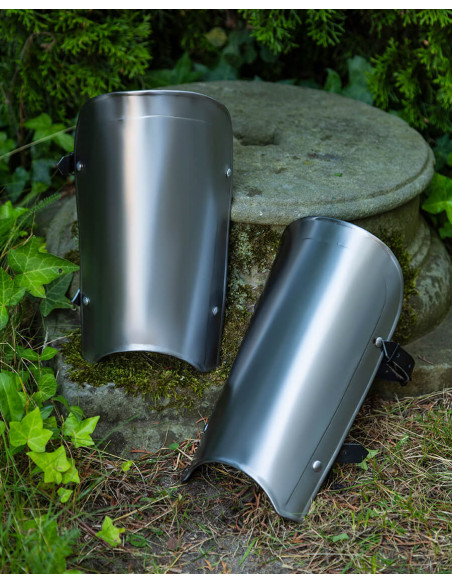 Medieval Lucas greaves in steel