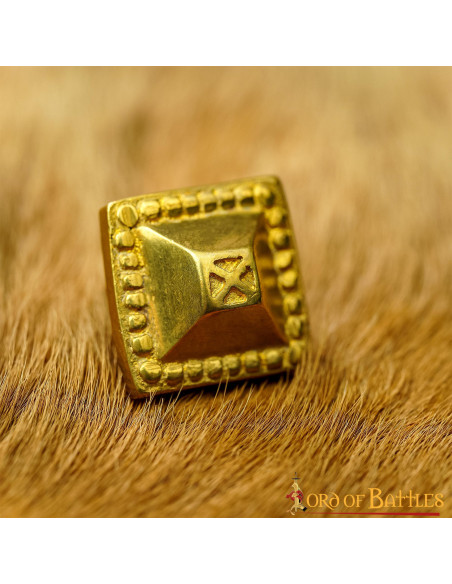 Set of 5 decorative brass tacks for...