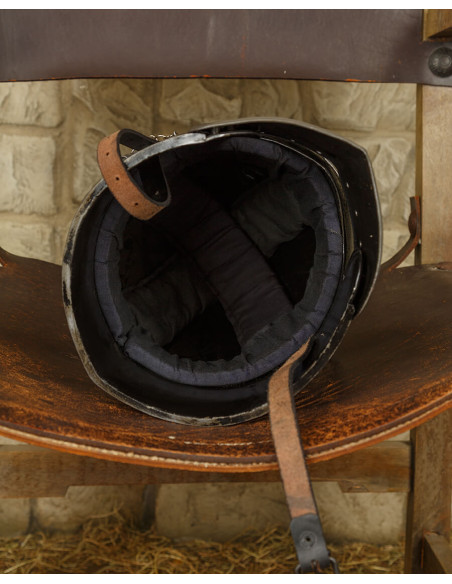 Polished steel basin with Magnus... Polished steel basin with Magnus...