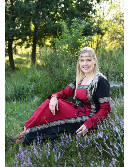 Medieval Dress Leonor in Red-Black