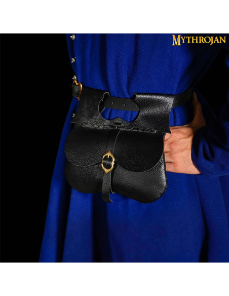 Medieval bag in black leather (21.60...