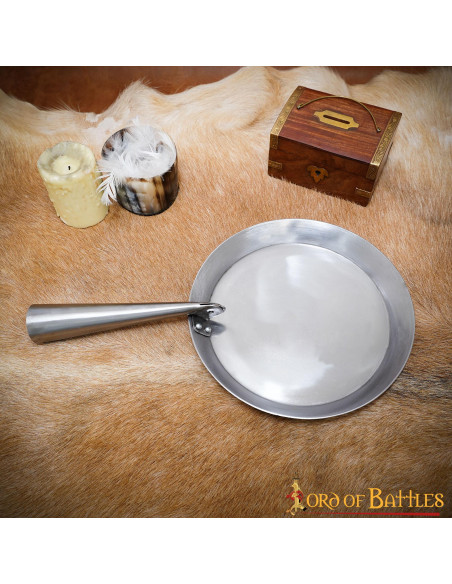 Hand forged iron folding frying pan...