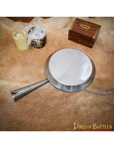 Hand forged iron folding frying pan...