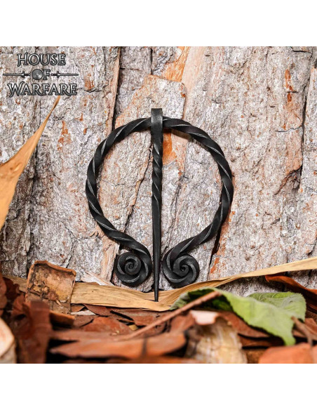 Historical hand forged iron cape closure