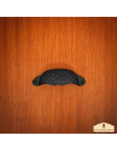 Set of 4 Victorian style handles (cast iron) 2