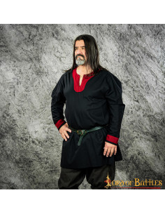 Black-red Viking tunic Sigurd model 2