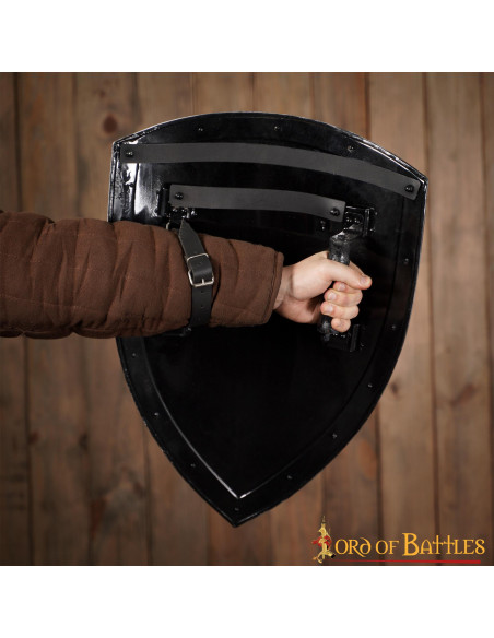 Smooth black shield to paint (60.9 cm.)