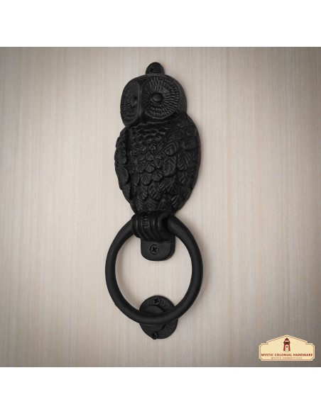 Medieval baroque owl style knocker,... Medieval baroque owl style knocker,...