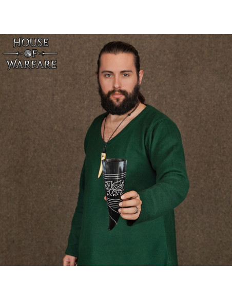 Medieval drinking horn Celtic dragon...