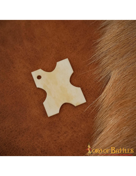 Decorative bone tablet (3.8 x 3.1 cm)