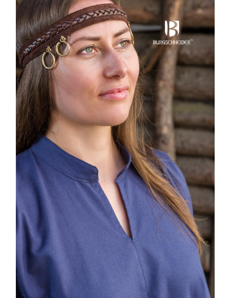 Long medieval dress model Rus...