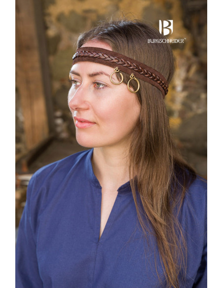 Long medieval dress model Rus...