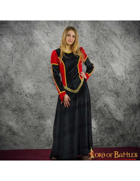 Long medieval dress model Constance