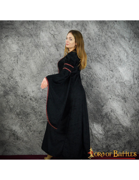 Medieval dress with fleur-de-lis...