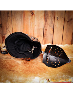 Black padded lining for medieval basinet 2