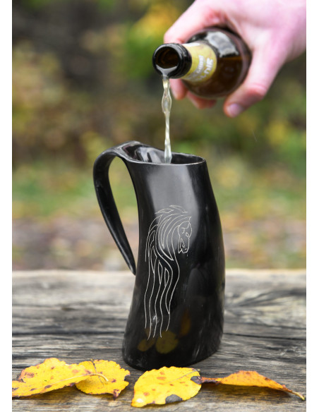 Viking beer mug horses in horn...
