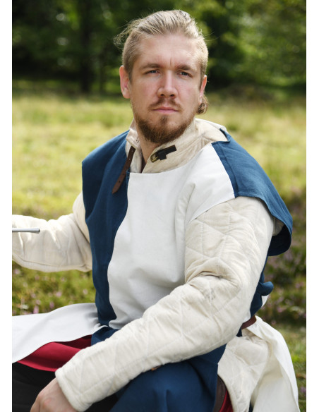 Medieval Eckhart two-tone blue-white...