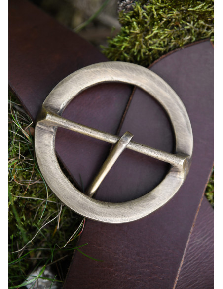 Round medieval belt buckle (9.5 cm.)