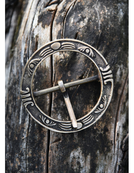 Round medieval belt buckle (9.5 cm.)