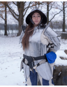 Medieval breastplate in polished steel Katharina model