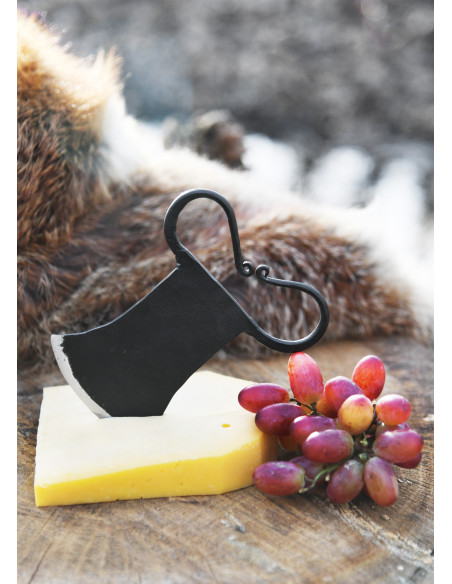 Medieval cheese knife or herb chopper