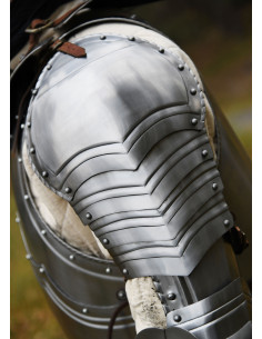 Pair of Gothic shoulder pads, 1.2 mm steel. 2