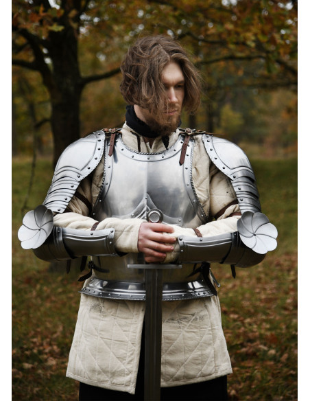 Pair of Gothic shoulder pads, 1.2 mm...